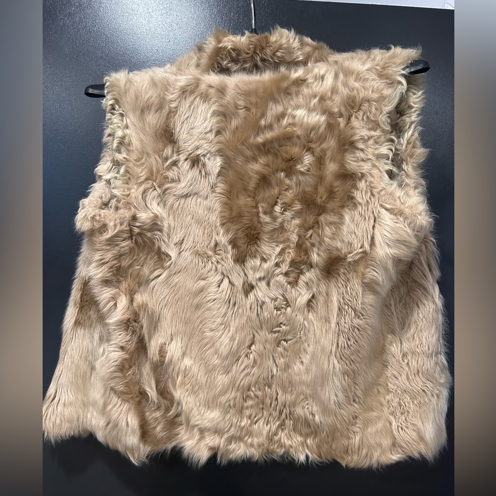 Lamb wool vest